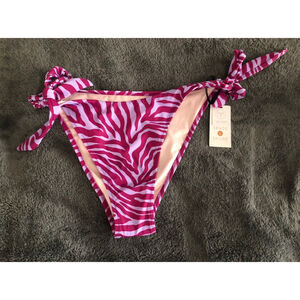 NWT SHADE & SHORE Bikini Bottoms - Lowest Coverage Extra Cheeky M